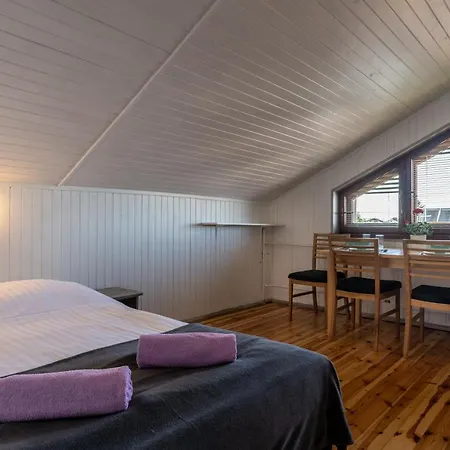 Linne - Pok 2, 3 I 4-os, Z Aneksami, Wifi, Plaza 7min, Centrum - 300m
