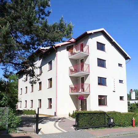 Alojamento de Acomodação e Pequeno-almoço Linne - Pok 2, 3 I 4-os, Z Aneksami, Wifi, Plaza 7min, Centrum - 300m Jastrzębia Góra