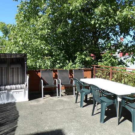 Linne 3* Jastrzębia Góra