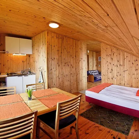 Linne ベッド・アンド・ブレックファスト 3*