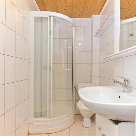 Linne - Pok 2, 3 I 4-os, Z Aneksami, Wifi, Plaza 7min, Centrum - 300m 3* Jastrzębia Góra