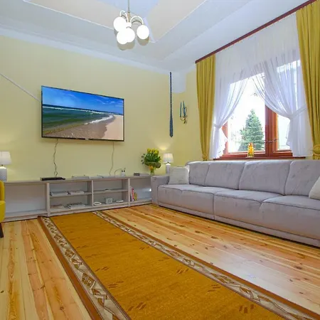 Linne - Pok 2, 3 I 4-os, Z Aneksami, Wifi, Plaza 7min, Centrum - 300m 3* Jastrzębia Góra