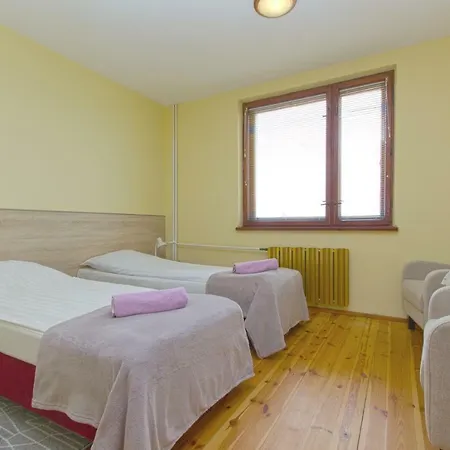 Linne - Pok 2, 3 I 4-os, Z Aneksami, Wifi, Plaza 7min, Centrum - 300m Alojamento de Acomodação e Pequeno-almoço Jastrzębia Góra