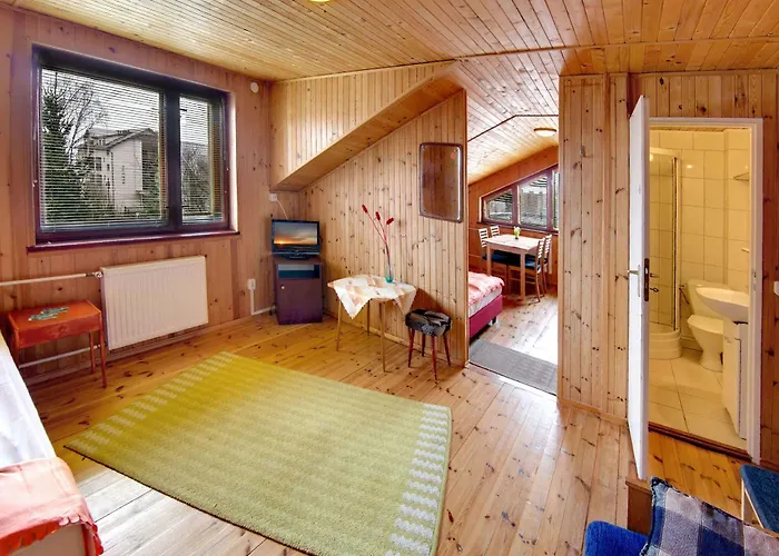 Linne Bed and Breakfast Jastrzębia Góra